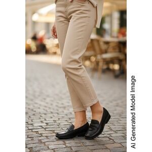 Strictly‎ Comfort Womens Black Leather Penny Loafers Wedge Heel Size 8.5 M